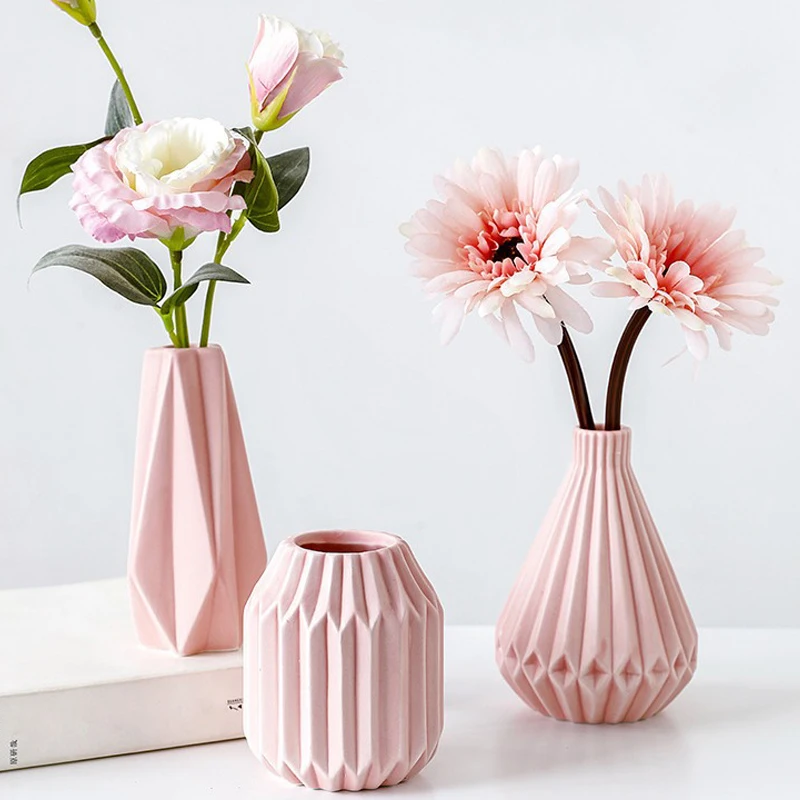 

Nordic Flower Vase Ceramic Vases Multi-Style Origami Living Room Home Decoration Decor For Props Desktop Flower Pot Decorations