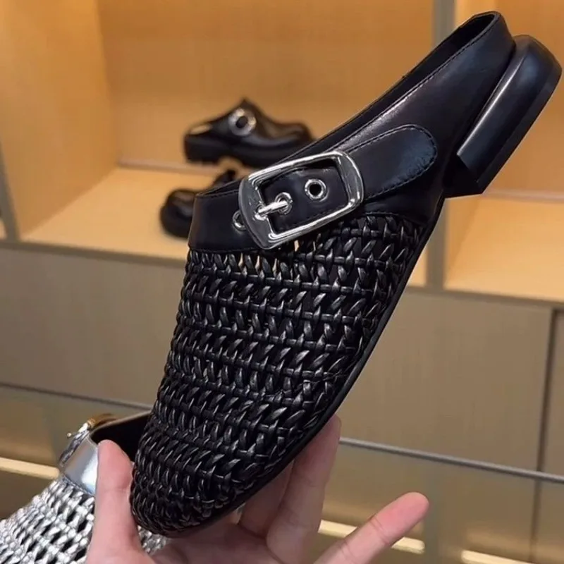Luxury Woven Slippers Women Shoes Round Toe Metal Buckle Casual Style Lazy Outside Wearing Women's Sandals