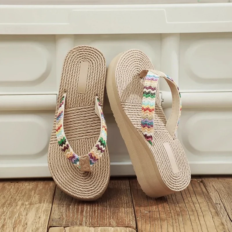 Imitation Straw Flip-flops For Women's Summer Fashion Outerwear Wedge Beach Flip-flops With Sticky Handmade Floral Slippers