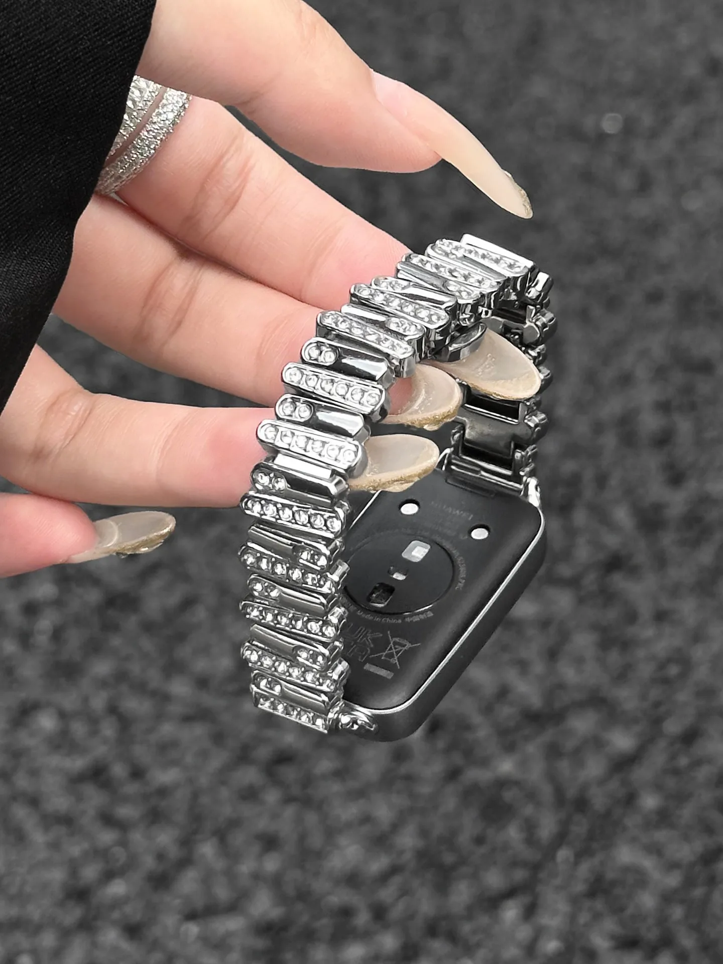 

Suitable for HW Watch Fit3/Fit4 straps and HW Band 8/9/10NFC full diamond metal handmade straps