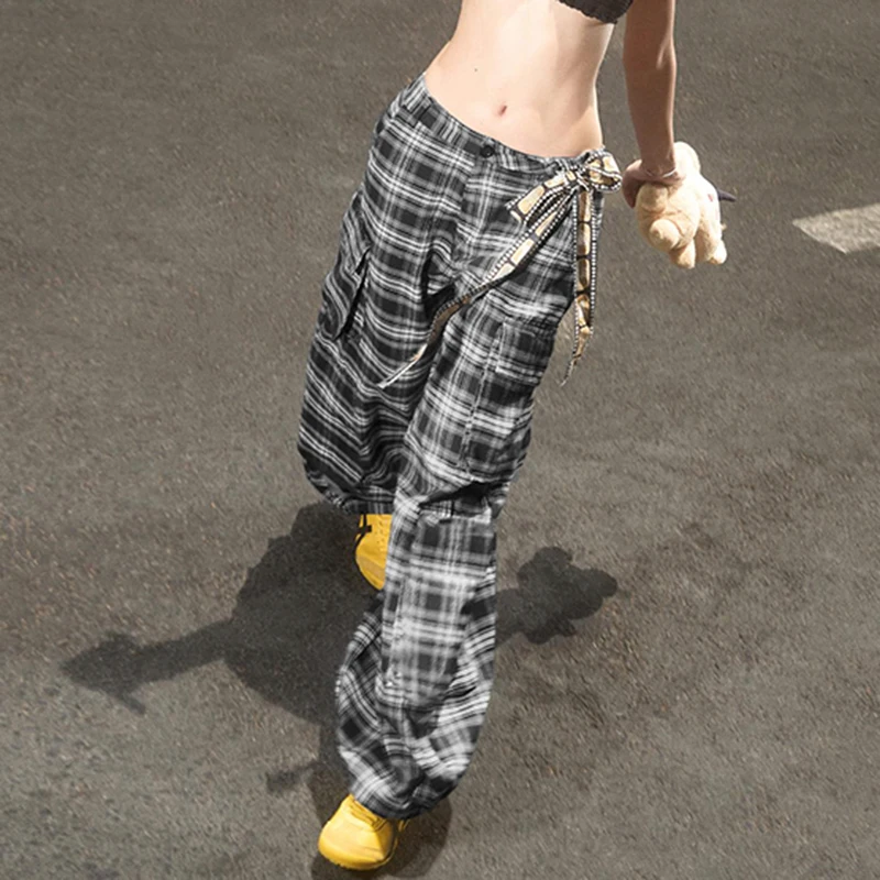 Darlingaga Harajuku Straight Leg Baggy Plaid Trousers Cargo Style Pockets Streetwear Vintage Checkered Pants Women Contrast 2025