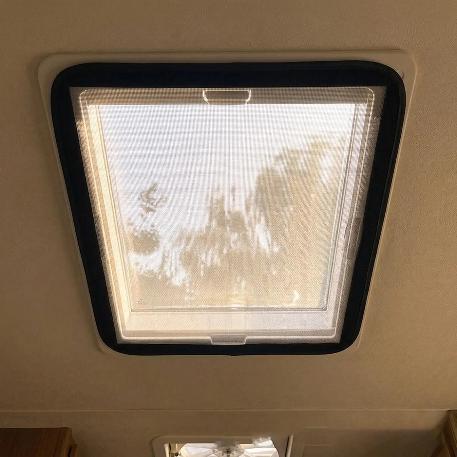 

Easy Installation RV Flying Vent Cover Woven Mesh Dustproof Sun Barrier Roof Screen for Travel Trailer Motorhome