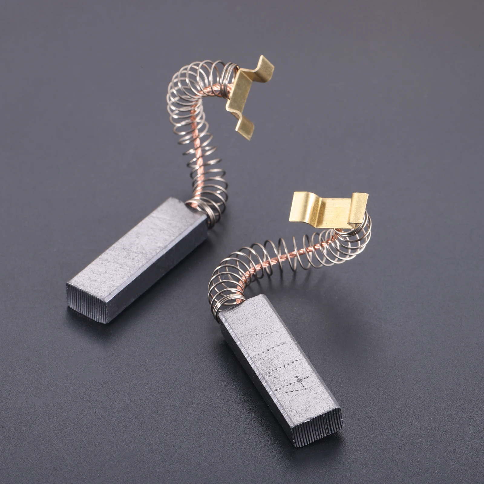 2Pcs Spring and Wires Carbon Brushes Motor 4117 for Vacuum Cleaner Dust Collector Cleaner Household Appliances 32.4*10*6.4mm