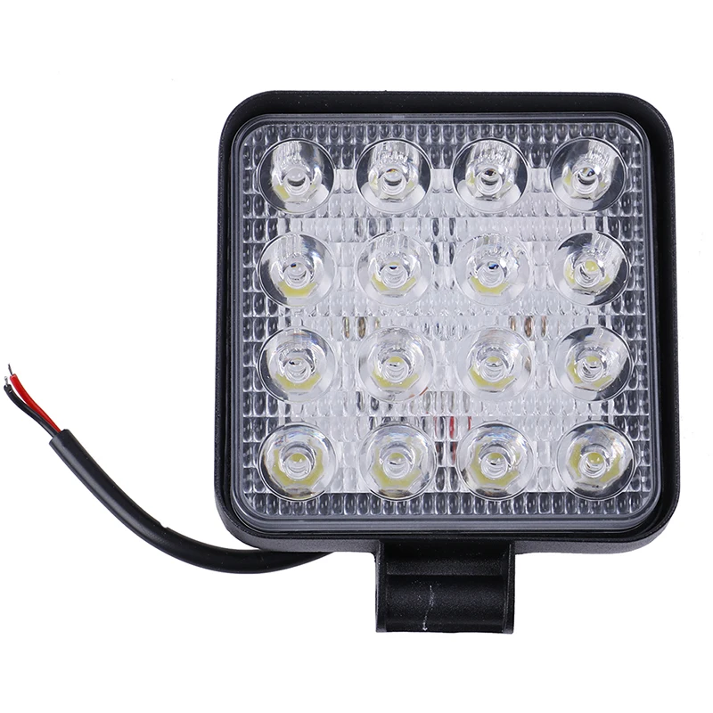 4 นิ้ว 48W ไฟ LED ทํางานรถบรรทุกออฟโรดรถแทรกเตอร์สปอตไลท์ 12V 24V สแควร์