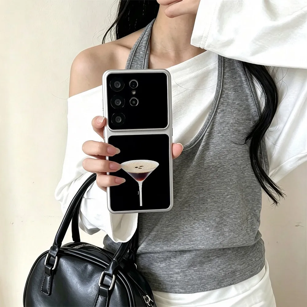 Fragola Dark Martini Graphic Phone Case For Samsung Galaxy S26 S25 S24 S23 S22 S21 S20 FE Plus Ultra 5G Skin texture Cover