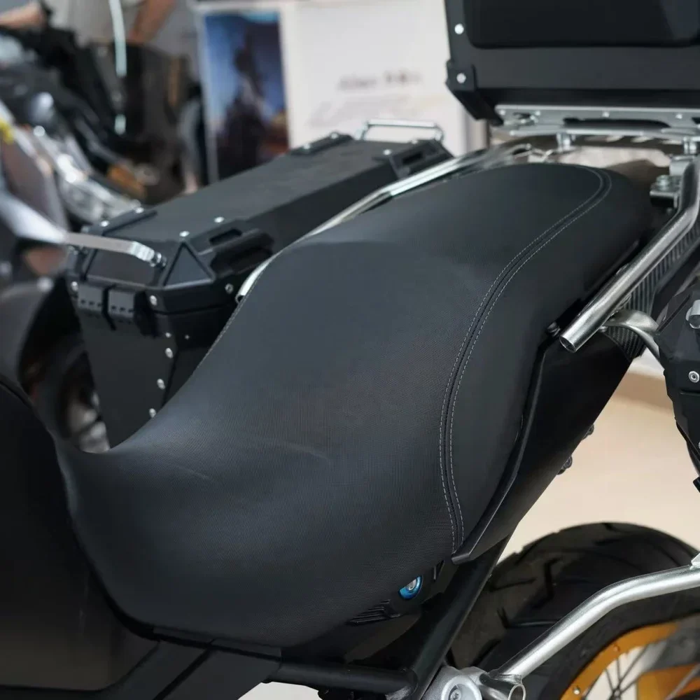 【Supreme quality】Original high-grade motorcycle seat cushion from Loncin LX900-C, for VDGE DS900X.