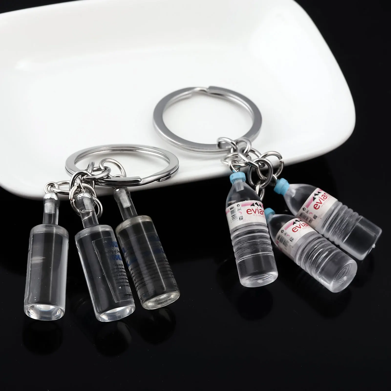 Korean Fashion 3D Alcohol Drink Keychain Pendant Water Bottle Vodka Bottle Drop Keyring Men Women Backpack Jewelry Accessories