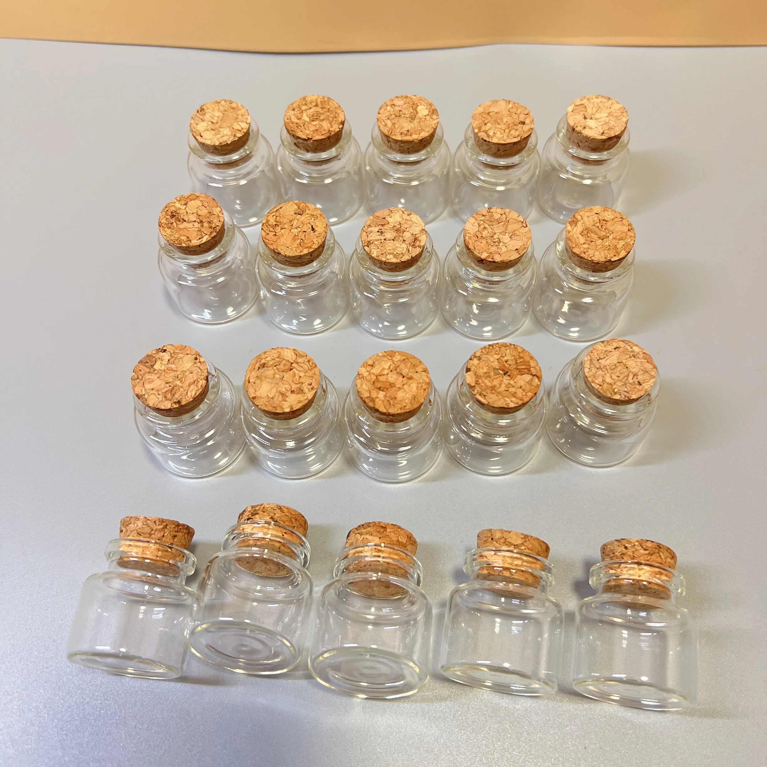 40/72/105 pcs 10ml Mini Christmas Glass Wishing Bottles Cork 16×30×30mm Tiny Glass Jars Clear Containers DIY Crafts Bottle