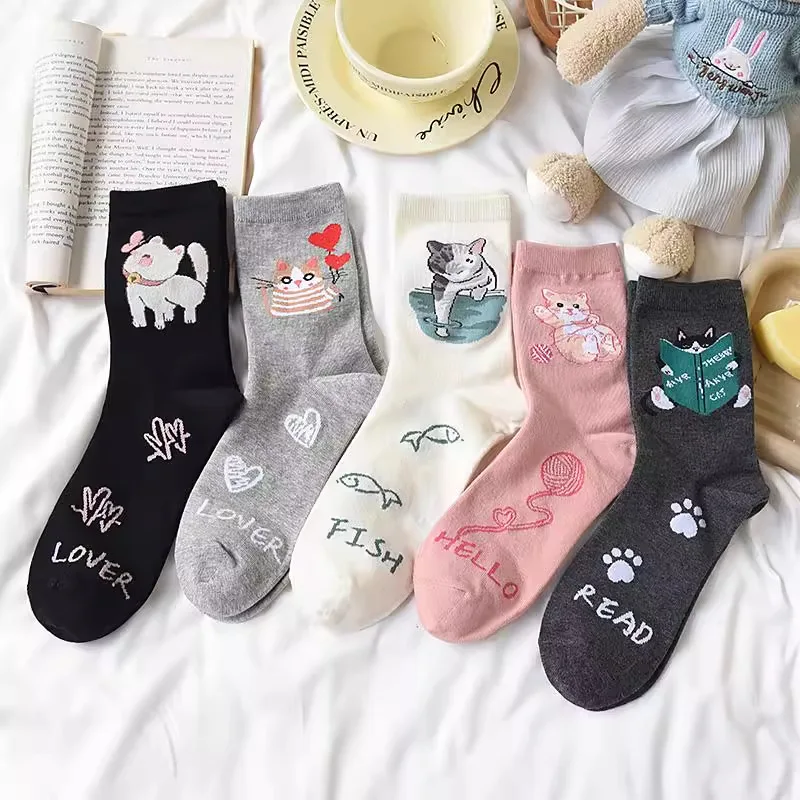 5 Paar Cartoon-Tiere, niedliche kleine Katzen, tägliche Damen-Mid-Tube-Socken, Frühlingsmode, neue lässige und bequeme Damensocken