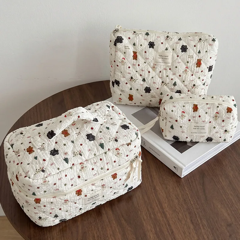 

Christmas cartoon bear cosmetic bag padded three-piece set large capacity portable storage bag travel wash bag