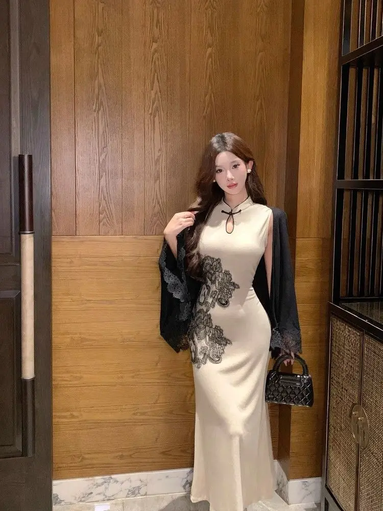 

Черный кардиган Cheongsam в китайском стиле в национальном стиле для женщин, ранняя осень, вышитый темперамент Qipao