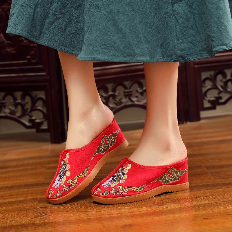 Casual High Heel Embroidered Slippers Woman Chinese Style Theatrical Face Oxford Flat Women\'s Shoes Home Slippers Wedge Shoes