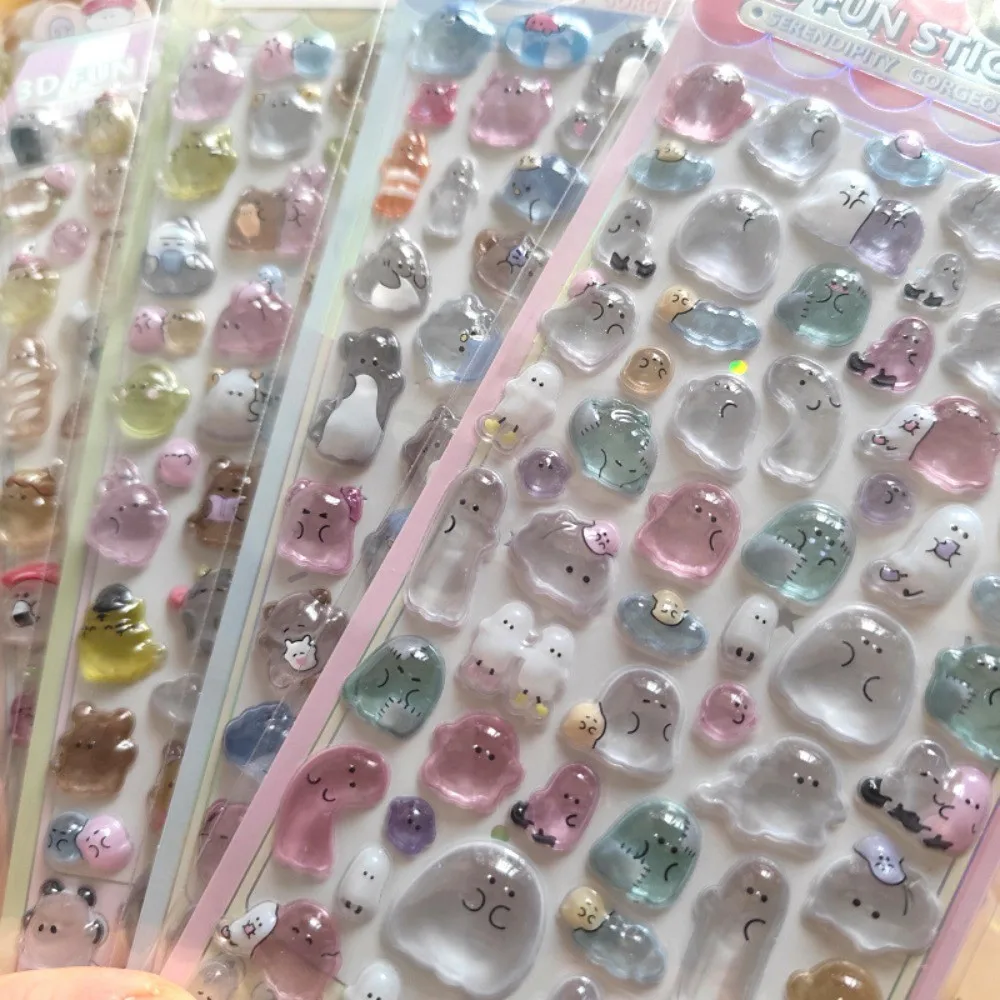 ملصقات ثلاثية الأبعاد لطيفة على شكل رسوم كرتونية للأطفال مكونة من 4 قطع - شارات ديكور ثلاثية الأبعاد رائعة للهواتف وأجهزة الكمبيوتر المحمولة (متجر عوالم الرسوم المتحركة)