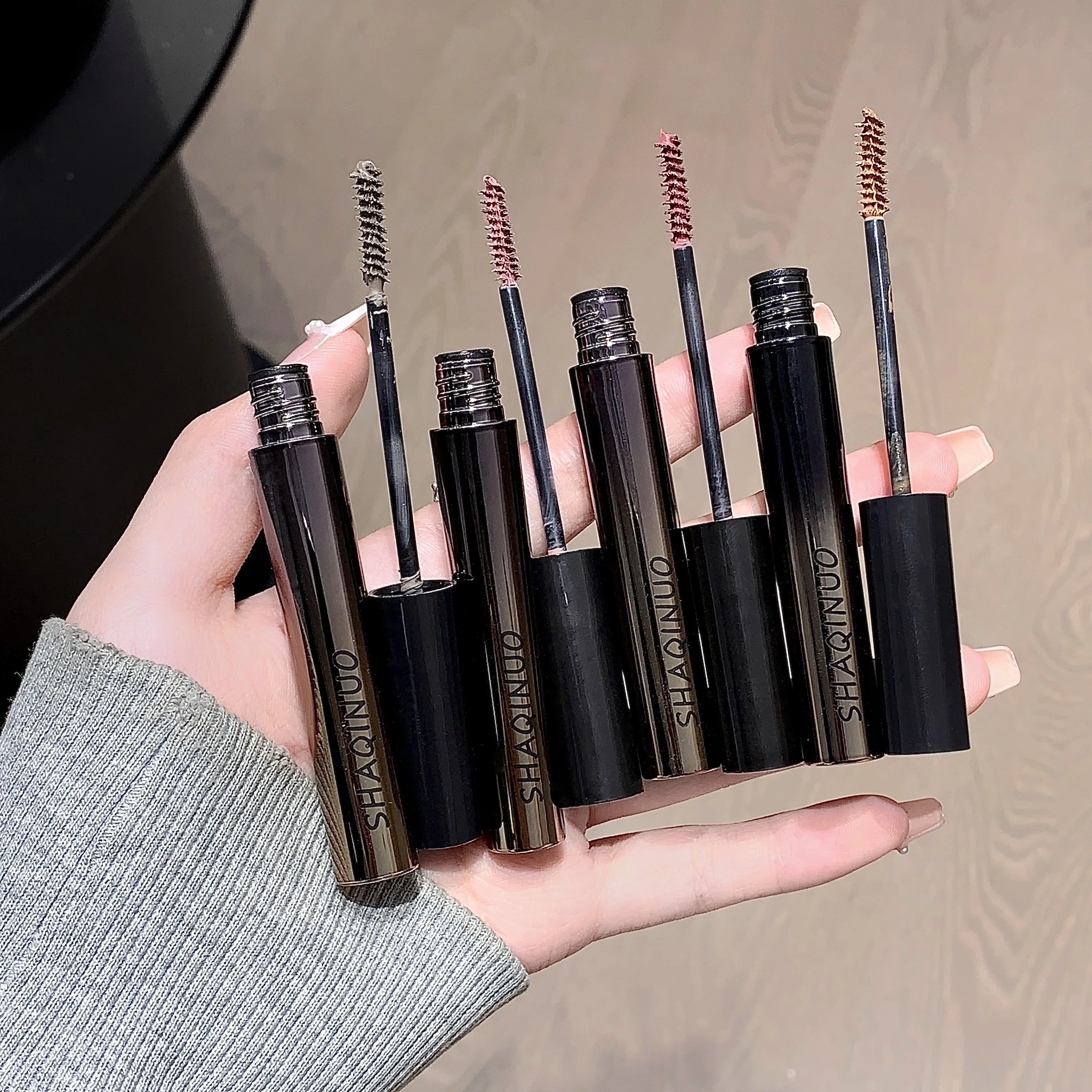 SHAQINUO Tinted Brow Gel, Long-Lasting Smudge-Proof Eyebrow with Rich Color, Defined Strands, Smooth & Three-Dimensional Finish