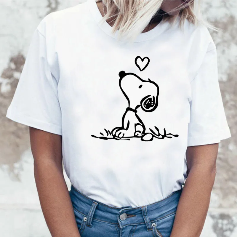 

Женская футболка Snoopy с короткими рукавами и принтом аниме, летняя рубашка с круглым вырезом, повседневная уличная одежда, футболка большого размера, дышащая одежда