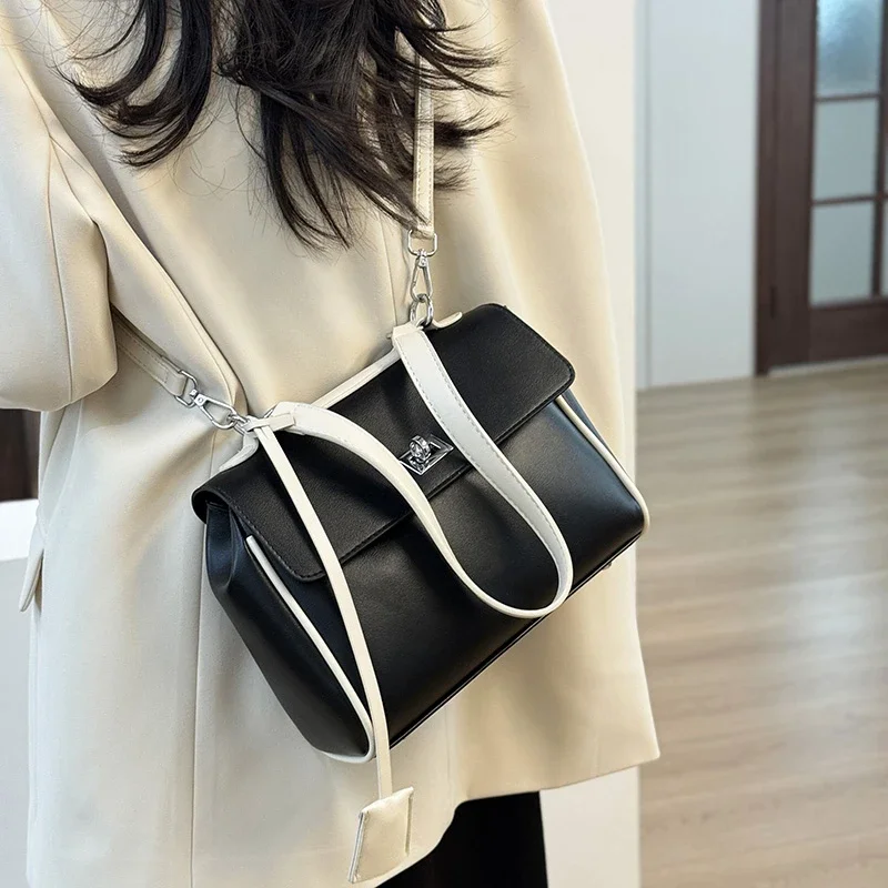 

Unique Women's Crossbody Bag High-End Minimalist Stylish Vintage Fashionable Trendy Design Leather For Leisure