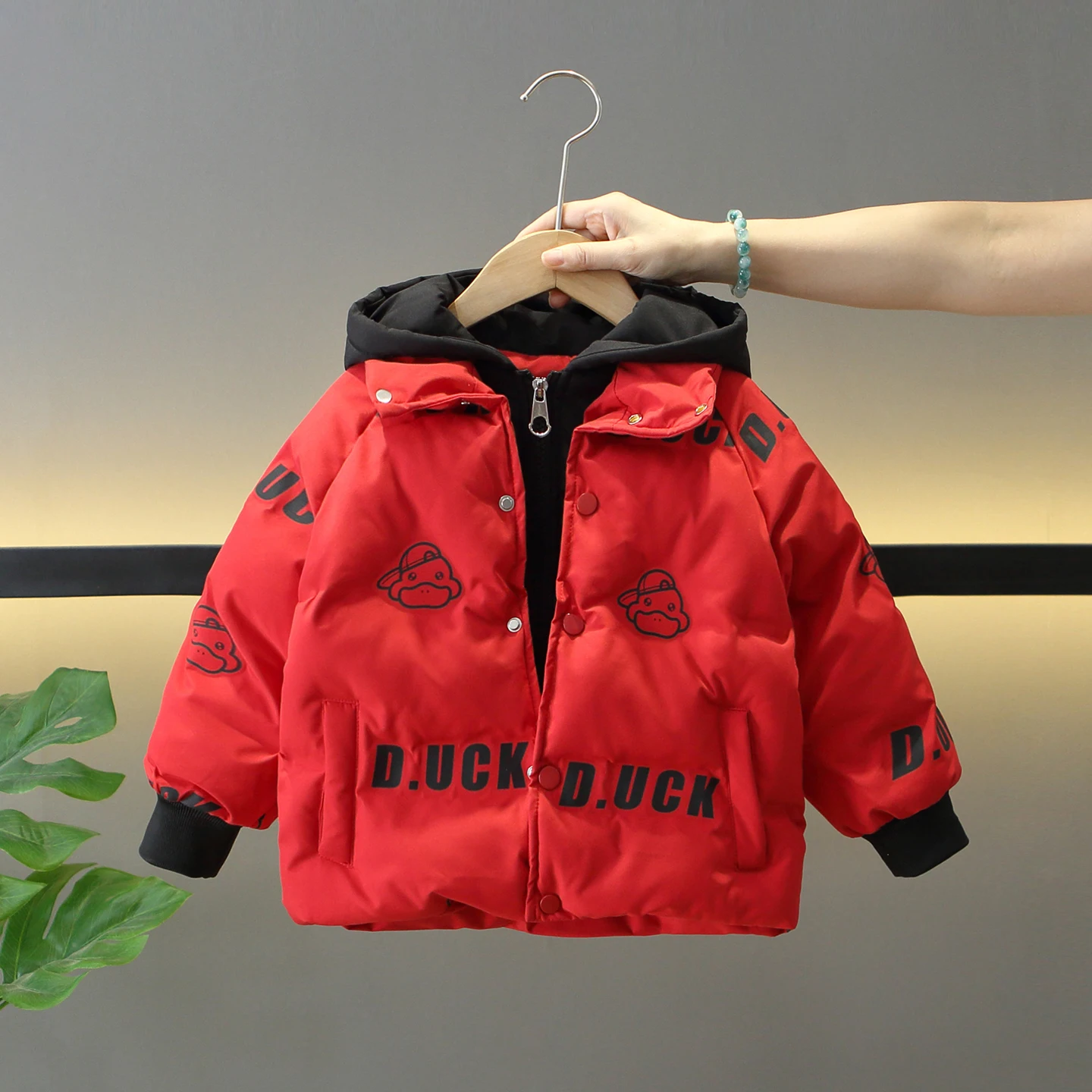 

Red Du down Jaet Thiened Cotton Children's Winter Clothes for Boys Stand Fit Home Wear Waterproof Youth Faion