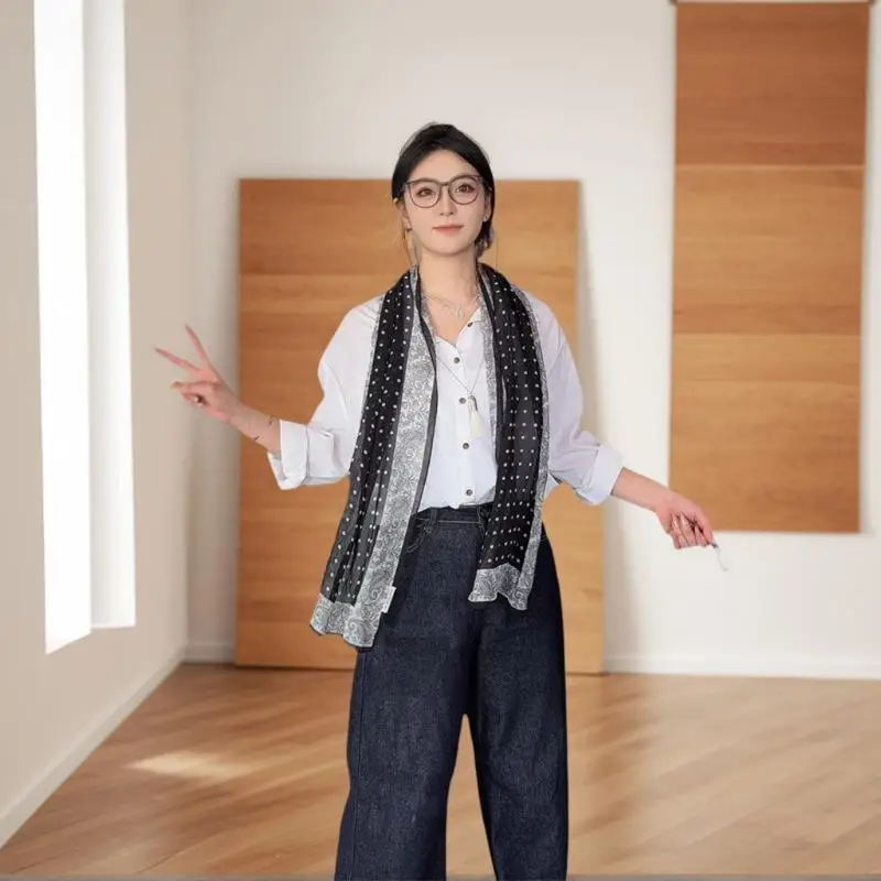 Bufanda de seda retro elegante para mujer con diseño de lunares, mantón largo a la moda en pañuelo para la cabeza con accesorios elegantes como regalo