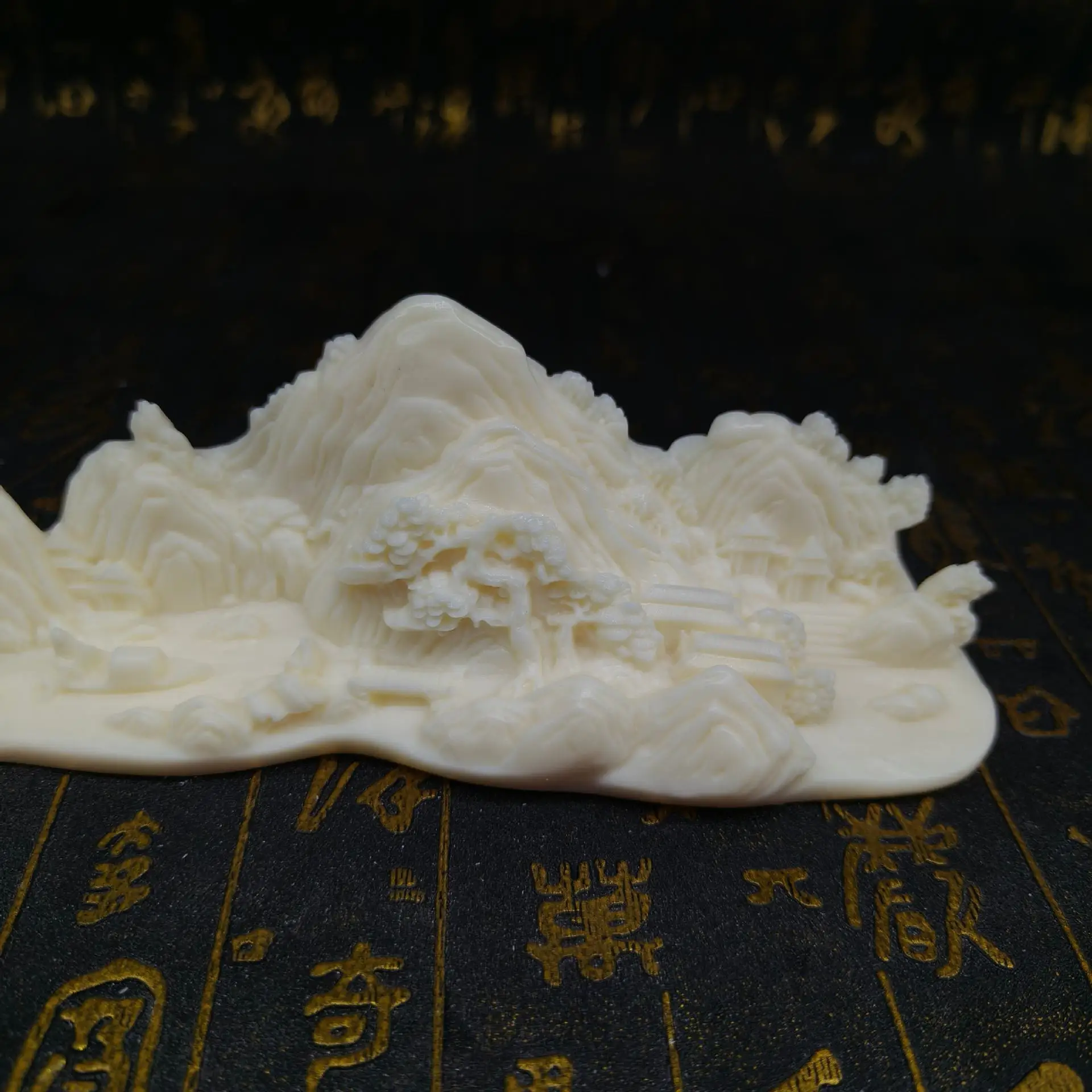 Ivory Nut Carved Thousand‑Li River‑Mountain Ornament Pen Rest Brush Holder Landscape Painting Scholar Decor Home Gift Accessory
