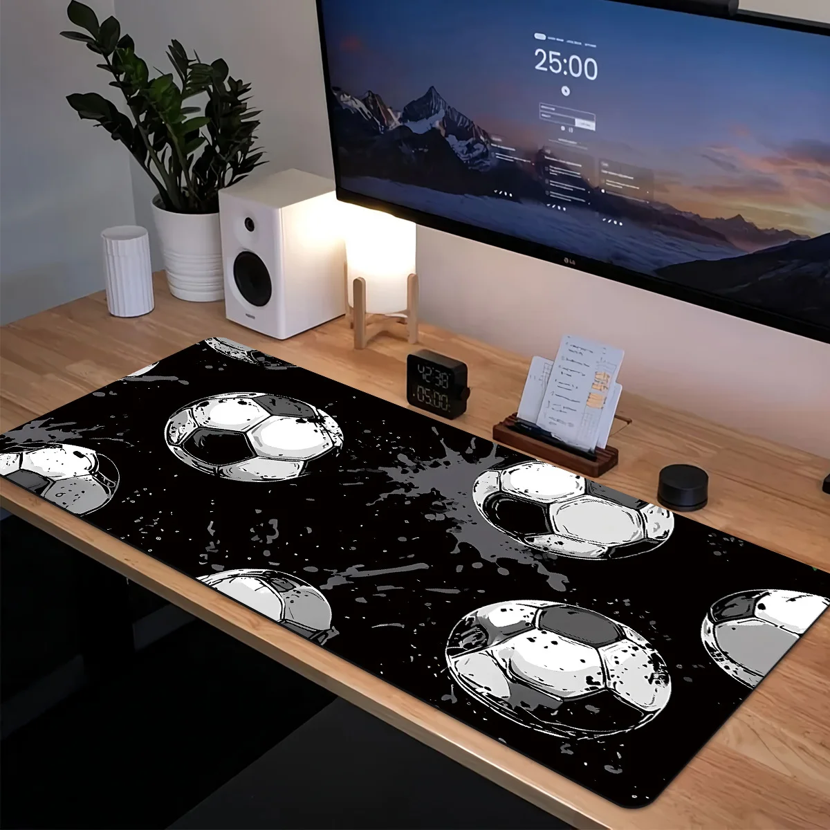 

Большой коврик для мыши с креативным футбольным узором, настольный коврик, игровой коврик, нескользящие аксессуары для стола с прошитыми краями, компьютерные коврики для мыши