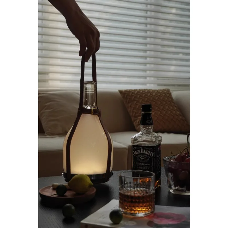 Lampada da scrivania con ricarica touch wirelessTools e forniture