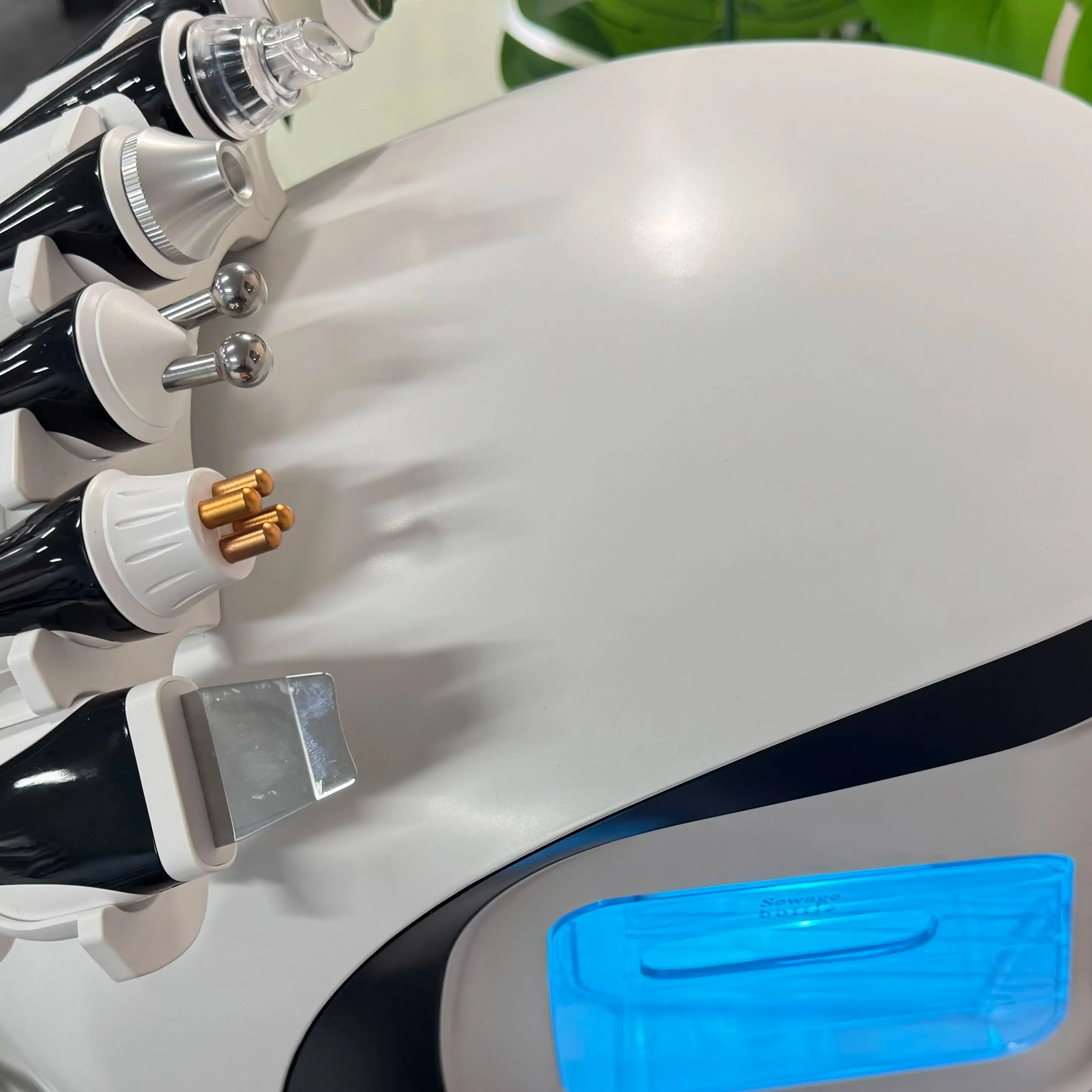 

New Arrival 8 in 1 Hydro Dermabrasion Hydra Machine for Facial Aqua Peel Microdermabrasion Machine Skin Rejuvenation