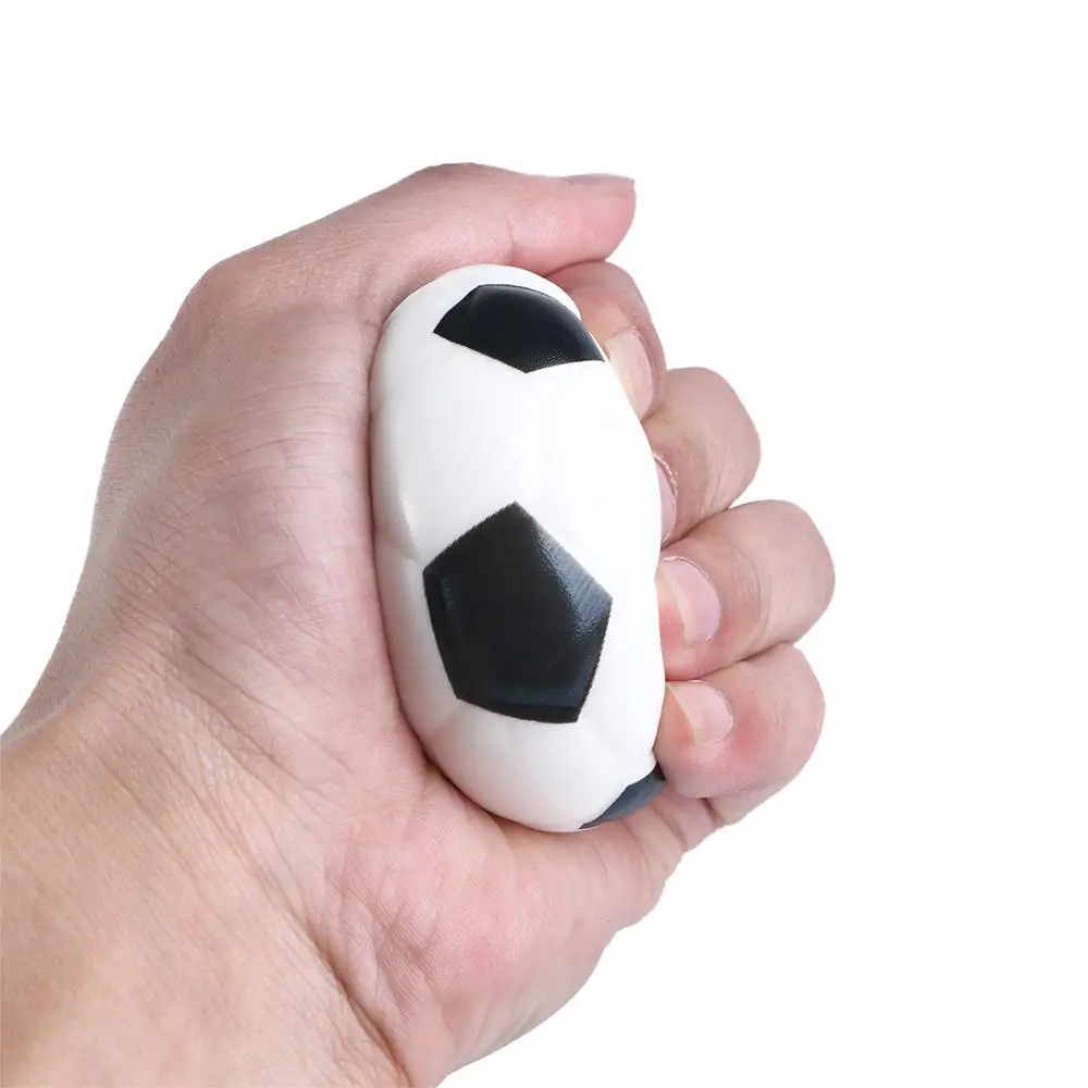 Gioco sportivo Giocattolo Antistress Palline di spugna da tennis Pallacanestro Palla di gomma in schiuma a lenta crescita Spremere la palla a mano Giocattoli antistress