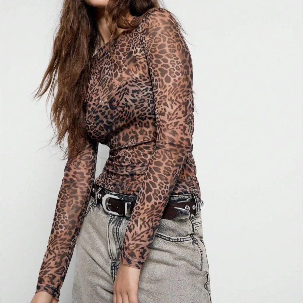 

Fashion Leopard Print T-shirt New Spring Summer See-through Sexy Nightclub Hottie Style Long-sleeved High-elastic Round Neck Top