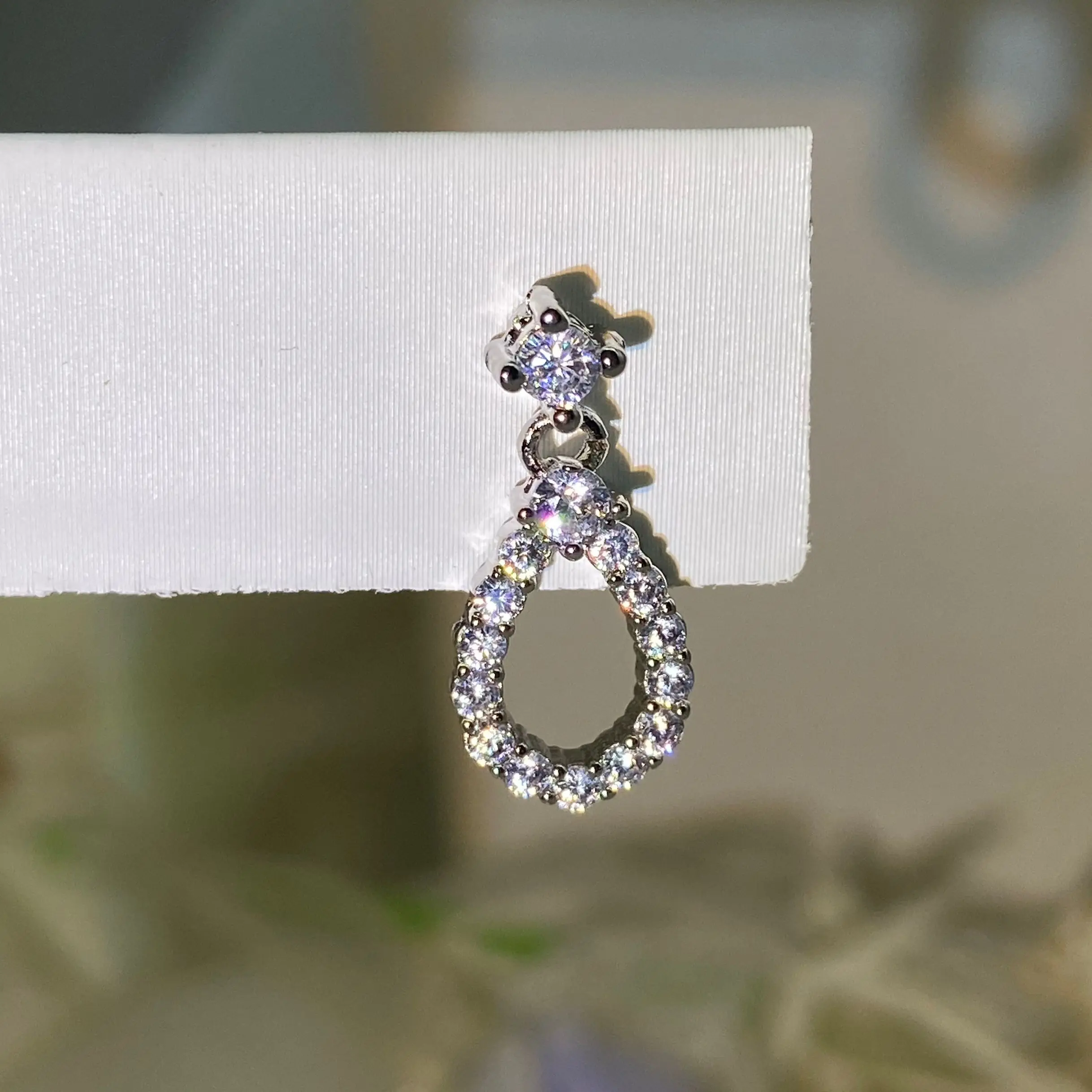 2022 nuovo classico orecchino cavo per donna diamanti lusso Super Shine squisiti Charms fata accessori per gioielli da festa di nozze