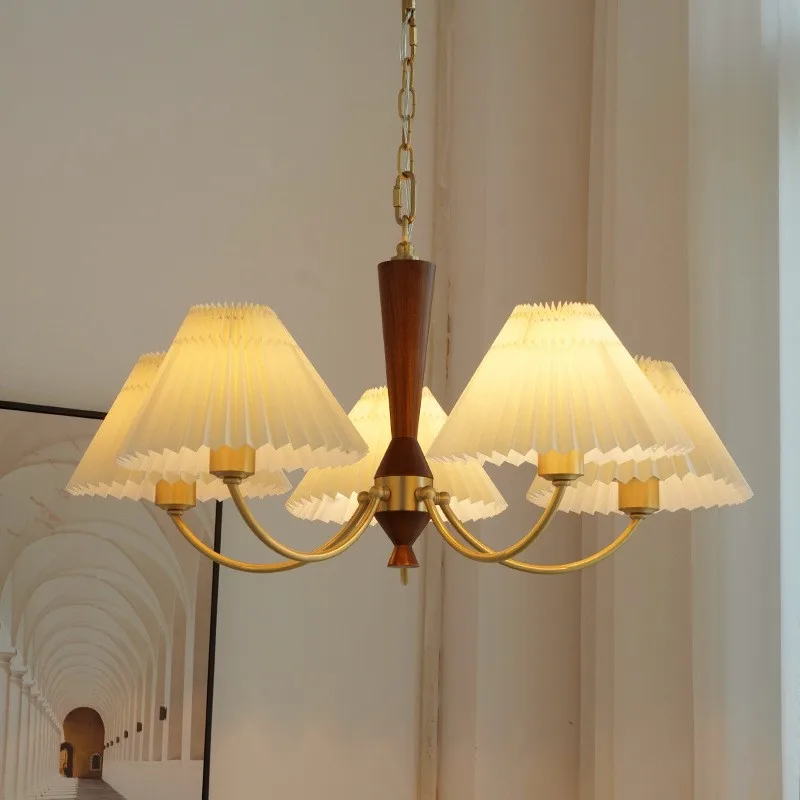 

American pleated retro chandelier solid wood Japanese brass warm romantic vintage living room dining room bedroom lighting