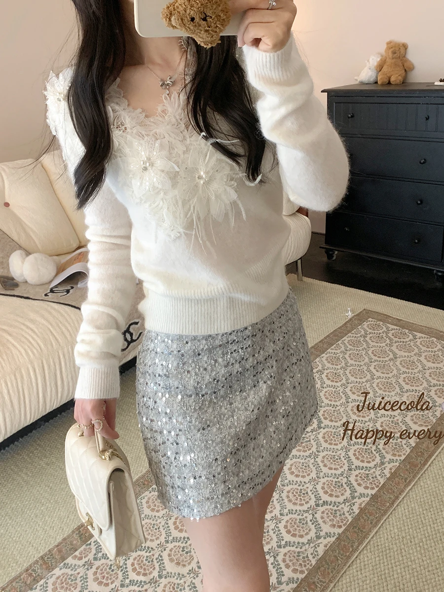 

Juicecola Slim Fit V-Ne Knitted Sweater Feathery 3D Embellied Floral Design Soft Polyester Winter Faion Women's Top