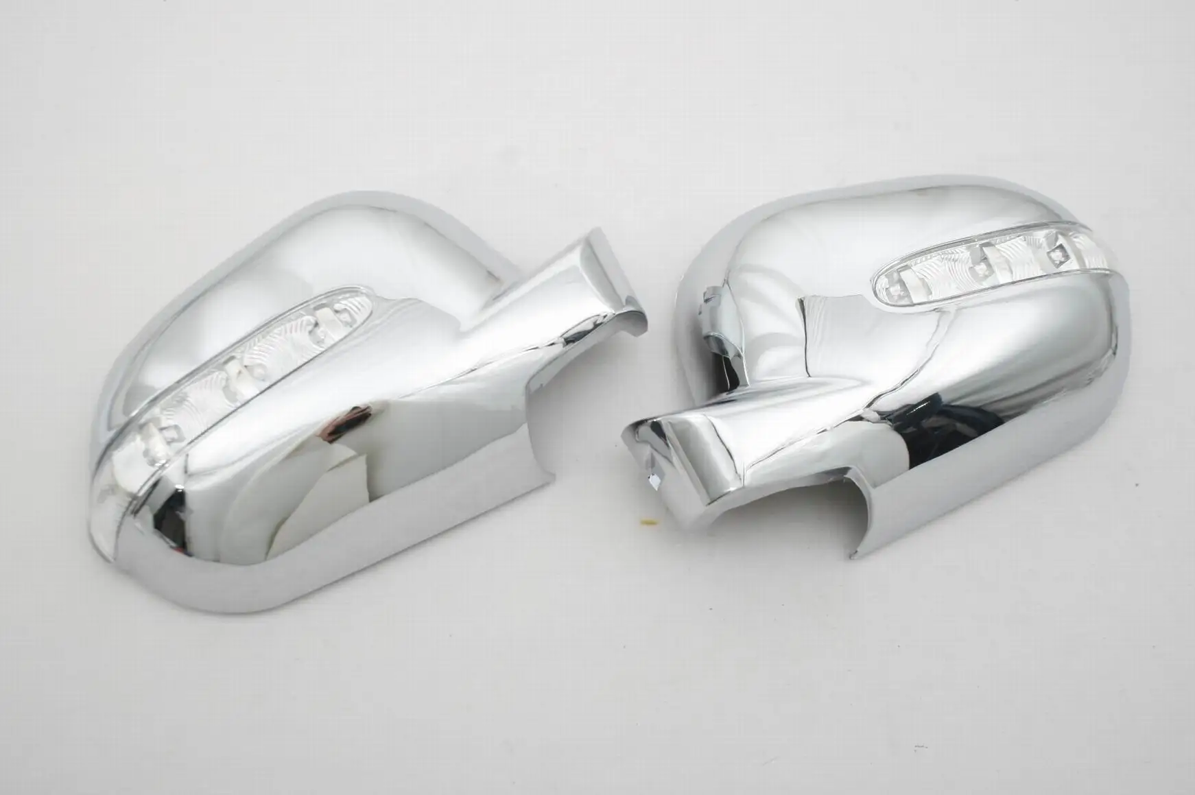 

Elegant Easy-Install Chrome Side Mirror Cover w/ LED Side Blinker for Mercedes Benz W163 ML Class Pre-facelifted 1997-2001