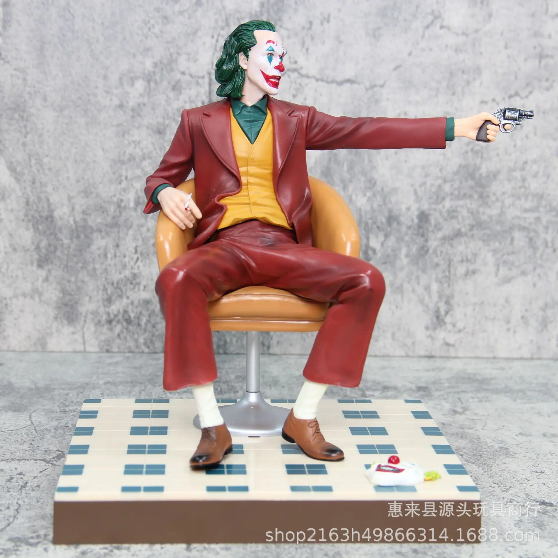 

Dc Red Clothes Joker Heath Ledger Suicide Team Handmade Boutique Large Decoration Desktop Scene Model Mask Sitting Posture Gifts