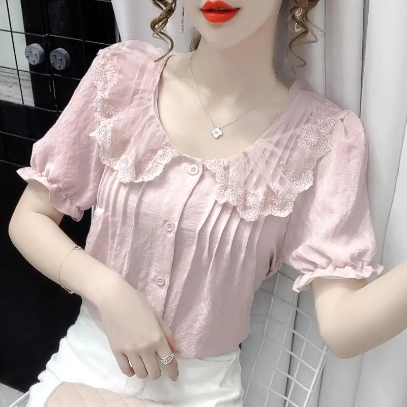 Lace lace shirt new 2023 explosion summer foreign style versatile pleated super immortal short -sleeved V -neck girl blouse