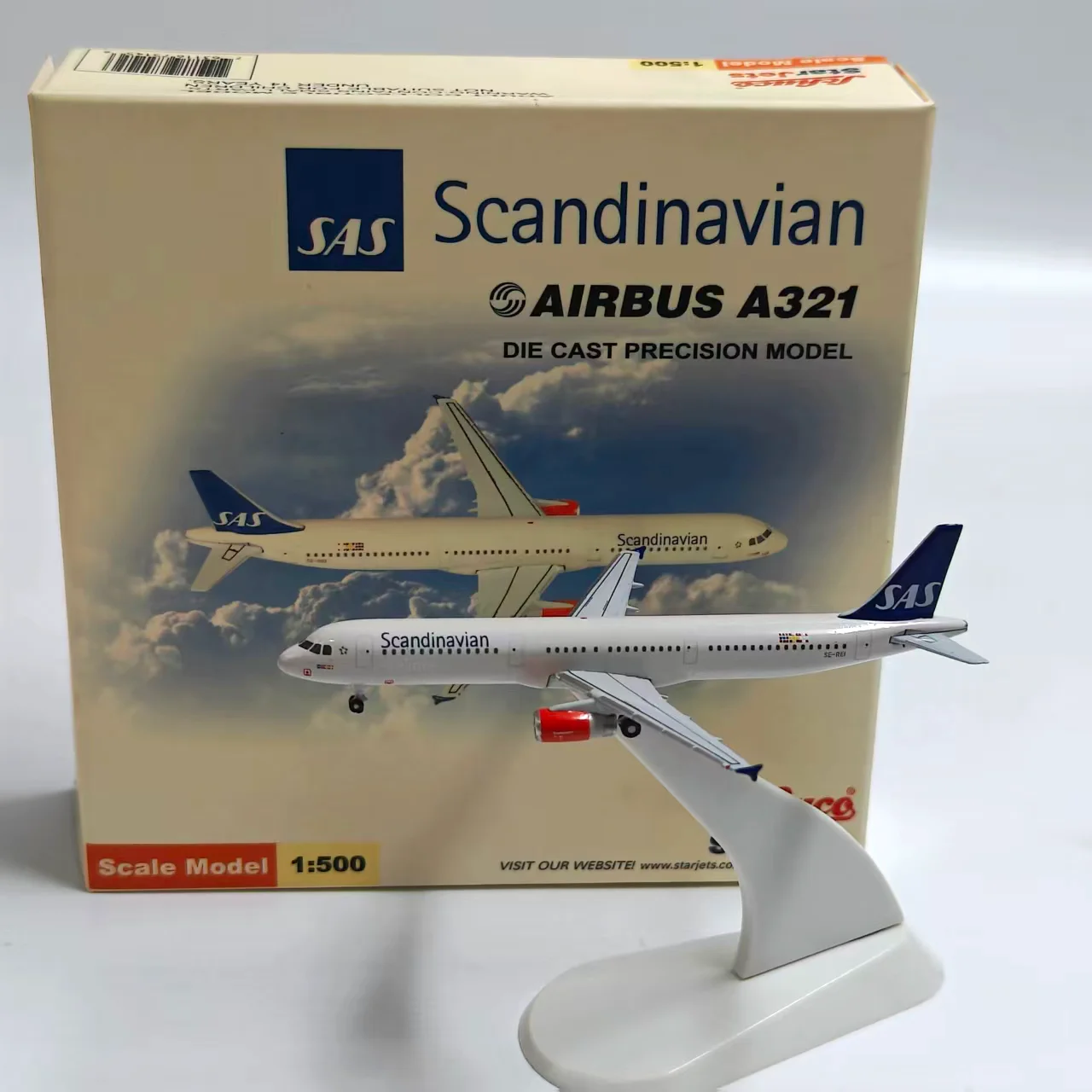 

Diecast 1:500 Scale Scandinavian Airlines A321 SE-REI Alloy Aircraft Model Collectible Toy Gift Souvenir Display Ornament