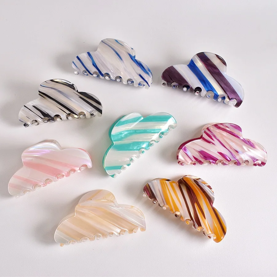 1PCS/SET Women's PVC Multi-colored twill hair claw Stylish and elegant style to suit a variety of hair sizes and hair lengths