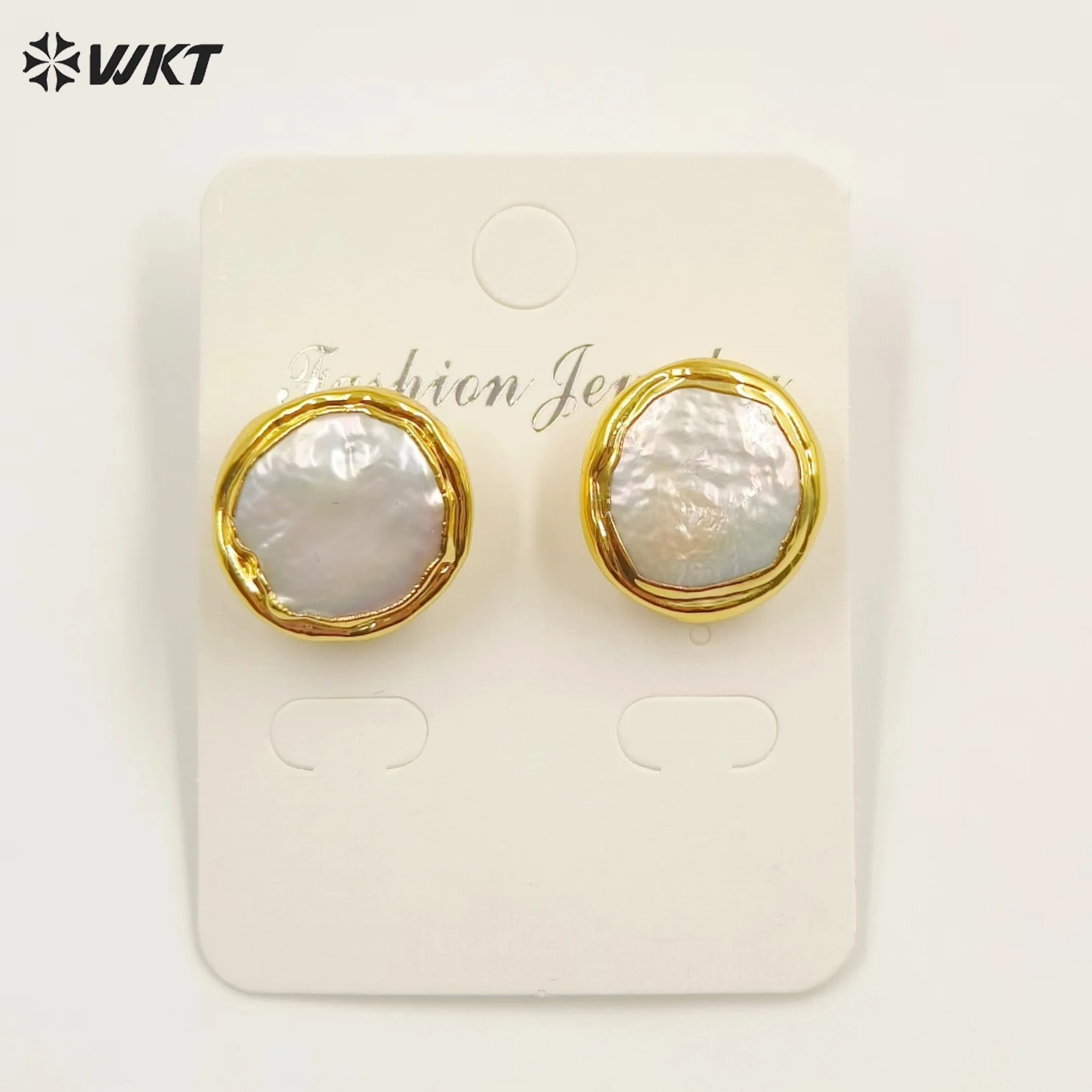 

WT-MPE105 Gorgeous 18K Real Gold Plated Round Coin Natural Freshwater Pearl Round Studs Women 18mm Birthday Gift Earrings