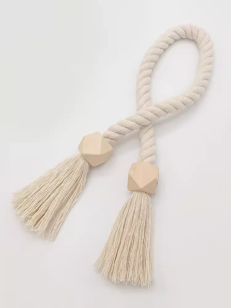 Hand-woven solid wood cubic knot curtain tiebacks with magnetic clasps, suitable for living room and bedroom home decoration.