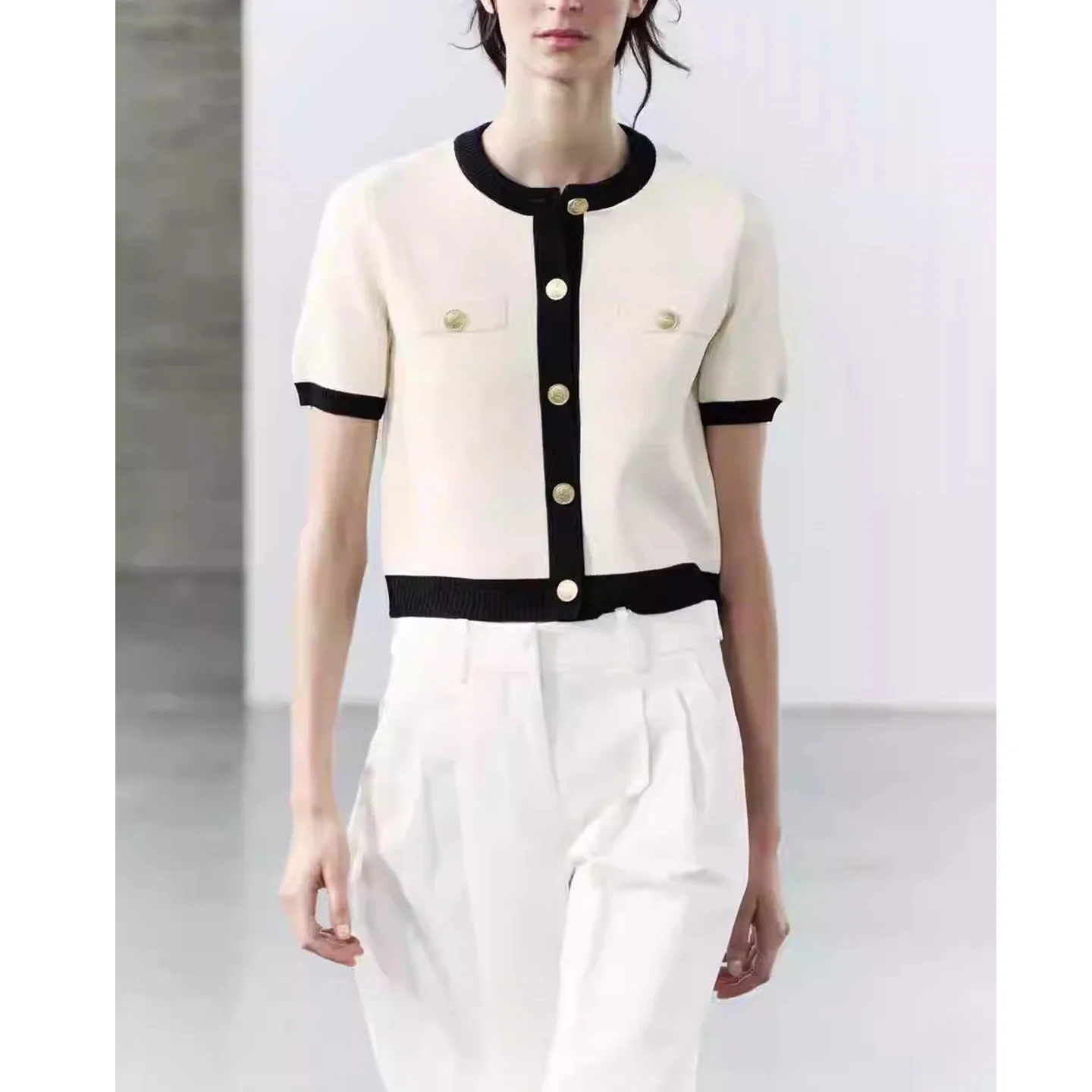 

Summer New Women's Simple Gold Button Long Sve round Ne ort Knitted Jaet Commute Sle Slim Fit Polyester Fiber