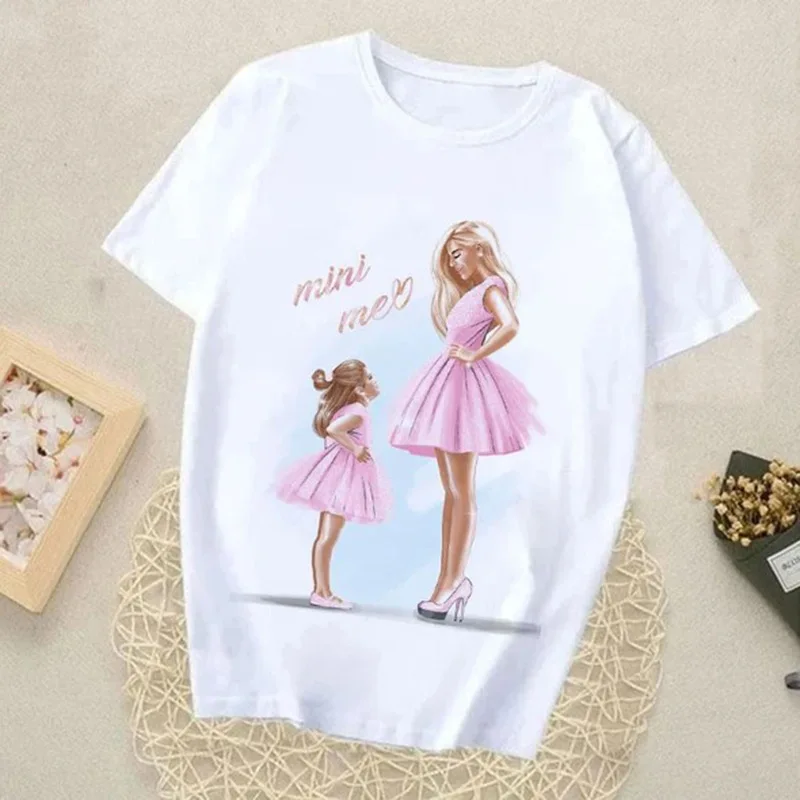 Mother's Day Theme Mother Daughter European and American Design Sense of Top Woman Aesthetic  Graphic T Shirts  Vintage