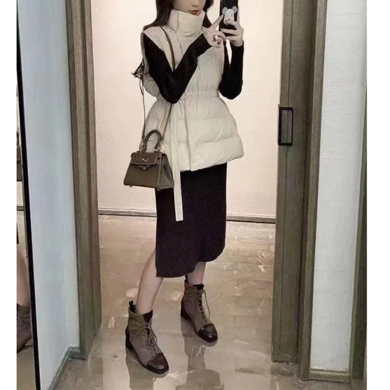韓国風サッシュベルト付きノースリーブベストジャケット レディース キルティングパフベスト 綿入り冬用ウエストコート レディース スタンドカラー