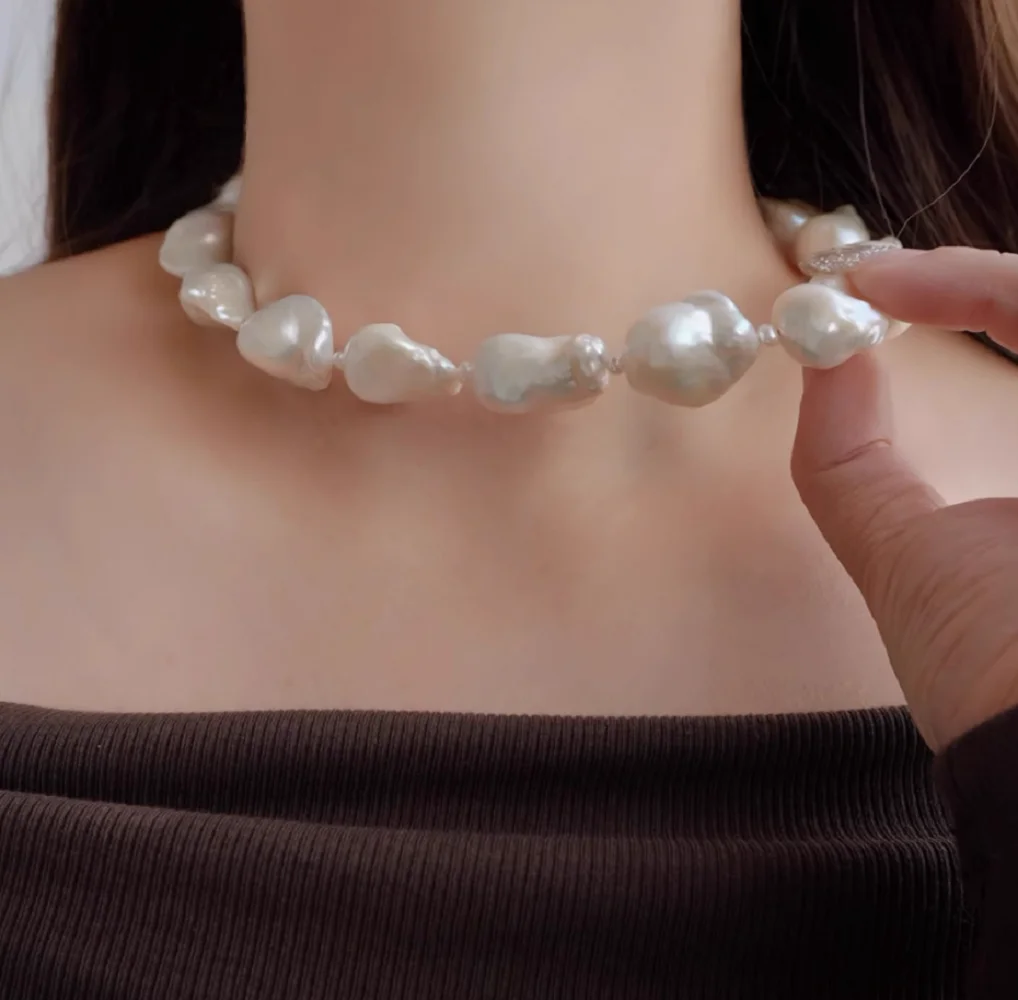 Natural Baroque style pearl necklace, simple, fashionable, high-end, collarbone chain, French light luxury 45cm