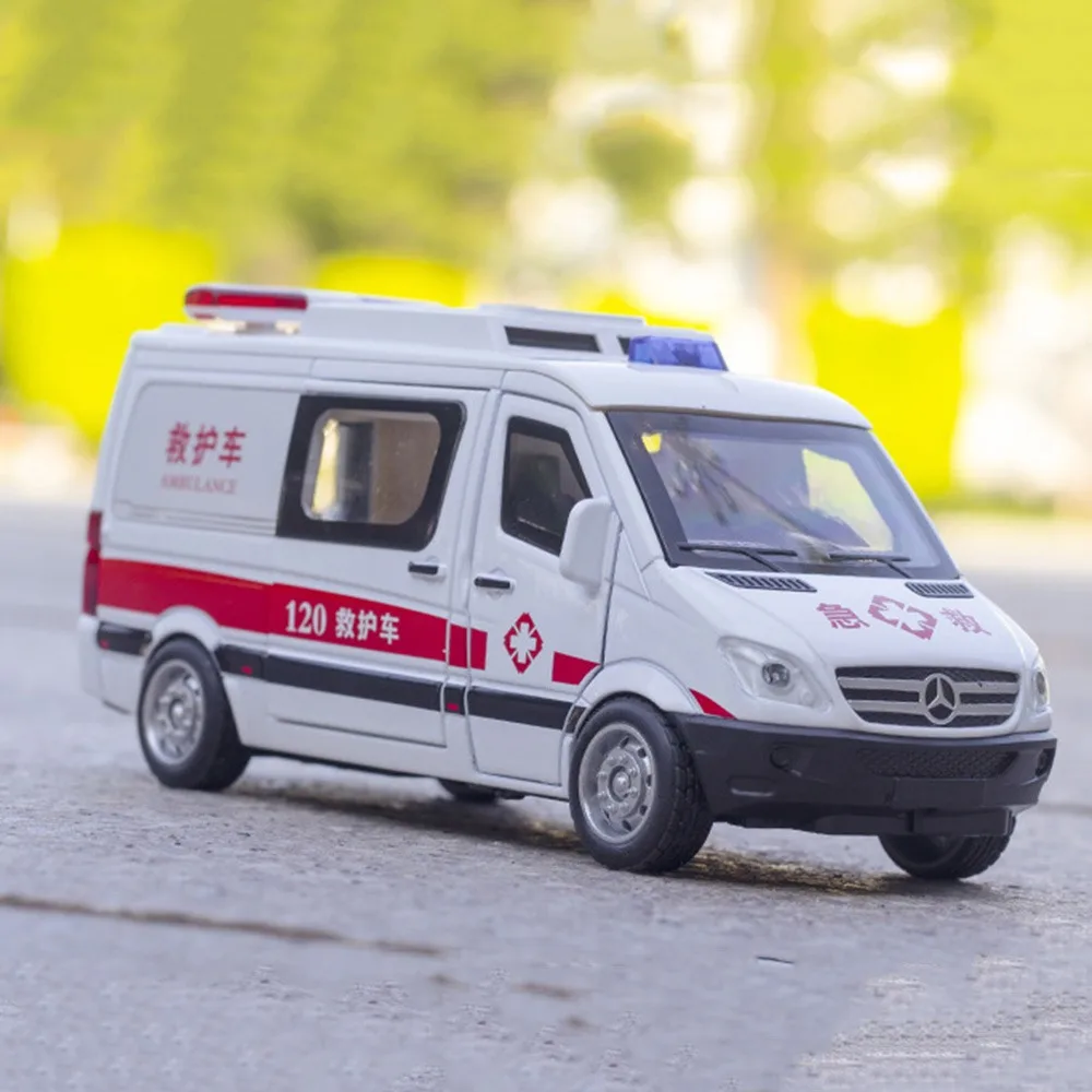 

Scale 1/32 Ambulance Toys Model Car Diecast Alloy Special Police Vehicle 5 Doors Opened Sound Light Pull Back Toy Gifts for Kids