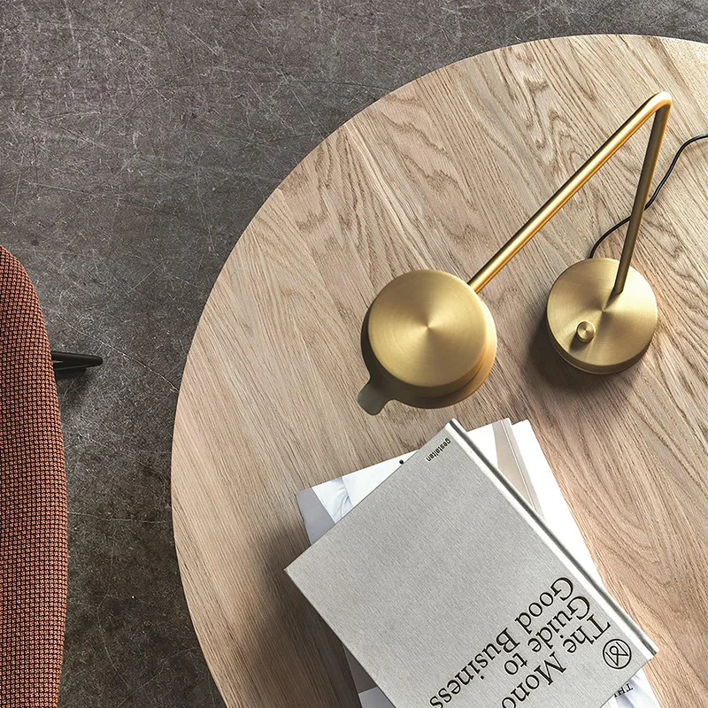 

Italian modern simple reading study desk lamp creative model room bedside personality light luxury