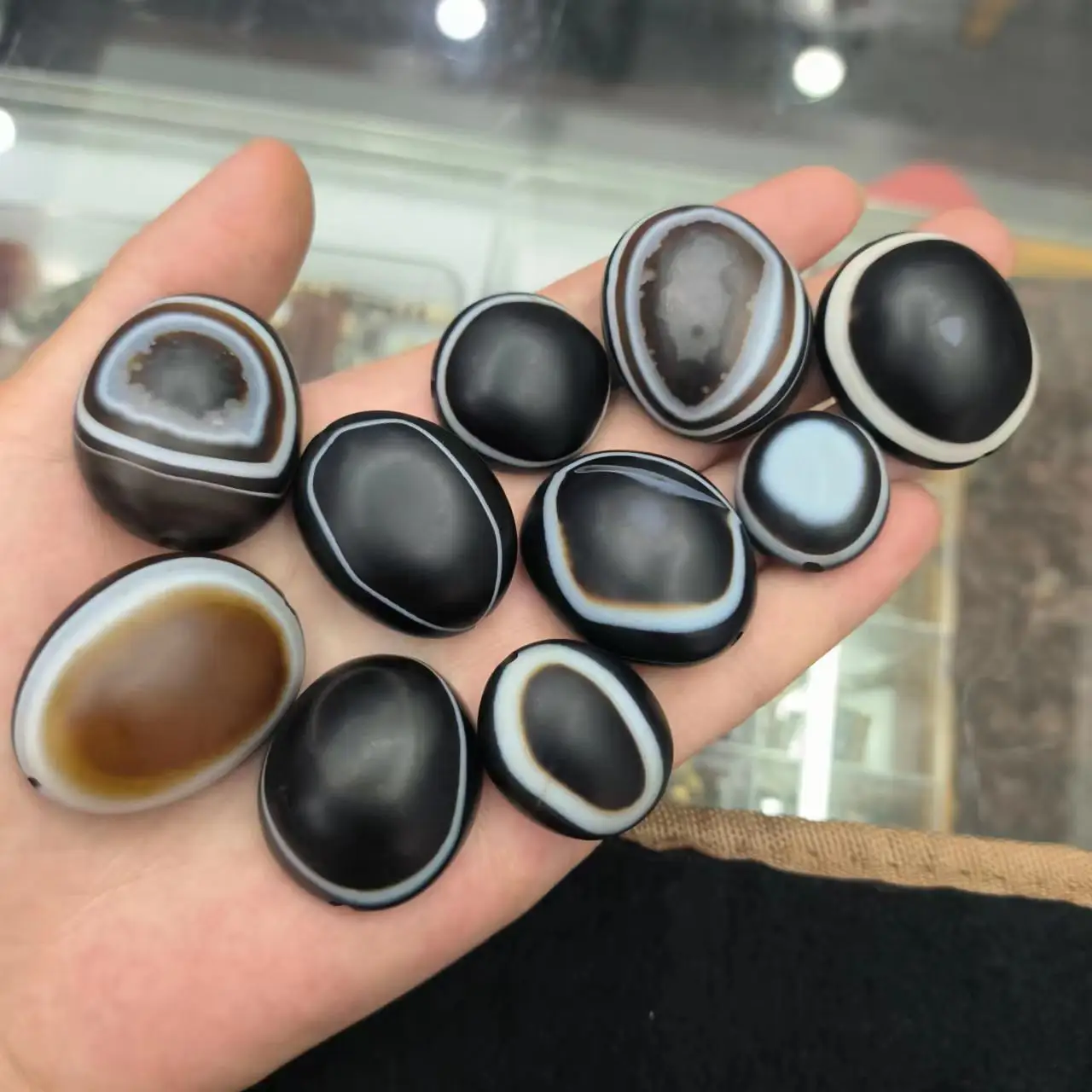 

1pcs/lot natural sheep plate bead eye agate one eye dzi Weathered Horseshoe Handmade ancient beads accessories jewelry amulet