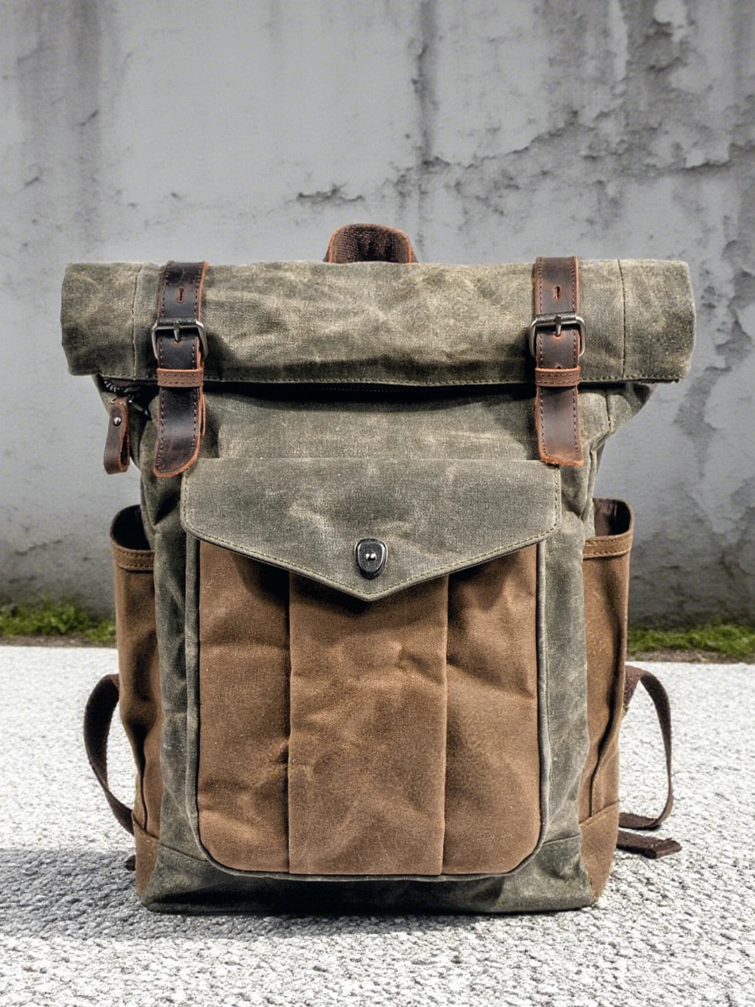 

American Retro Canvas Backpack Waterproof Oil Wax Casual Travel Mountain Climbing Bag Computer Bag Double Shoulder Bag