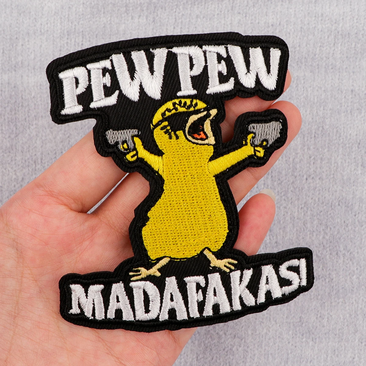 PEW PEW śmieszne cytat z kaczki naszywki na naszywki na ubrania aplikacje żelazko na odznaki naklejki na ubrania DIY szycia haftowane paski