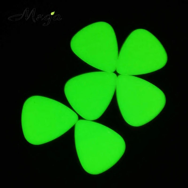 100pcs/50pcs Luminous Guitar Picks Glow in the Dark Night Light Glow-in-the-dark Acoustic Electric Guitar Picks