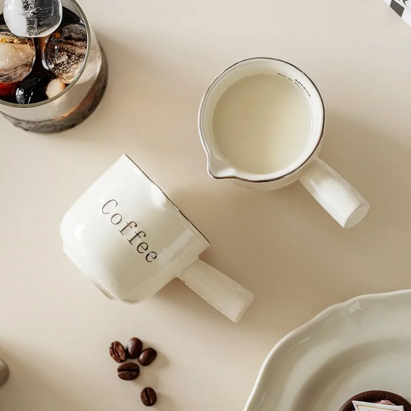 Mini Keramik-Milchkännchen für Espresso-Kaffeeshops Barista-Messbecher Kreative Milchextraktions-Tasse