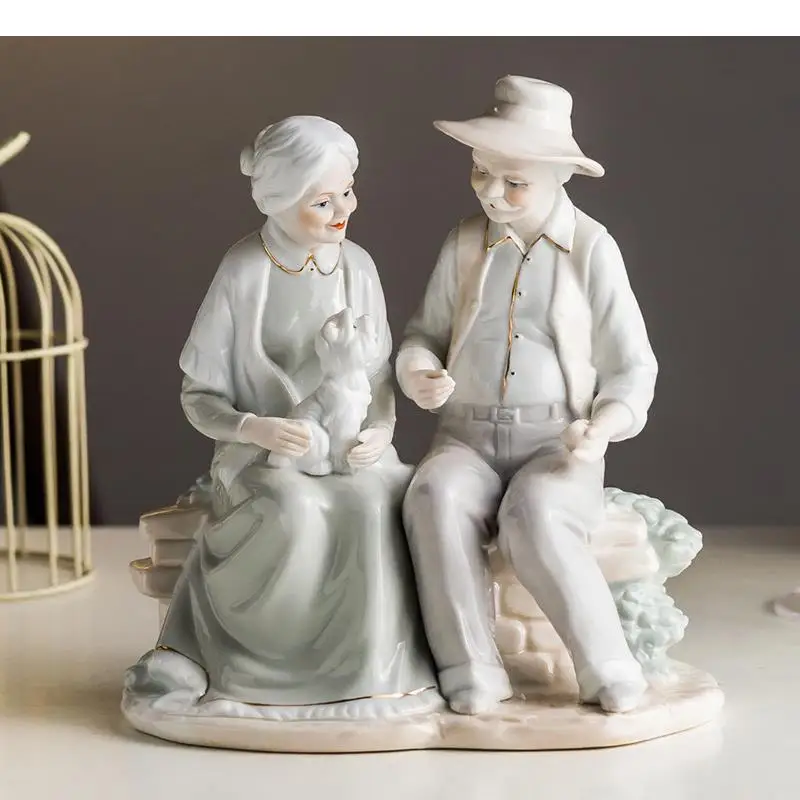 

Old Couple Family Statue Characters Sculpture Desk Decoration Ceramic Ornaments Wedding Memorial Lovers Tabletop Furnishings